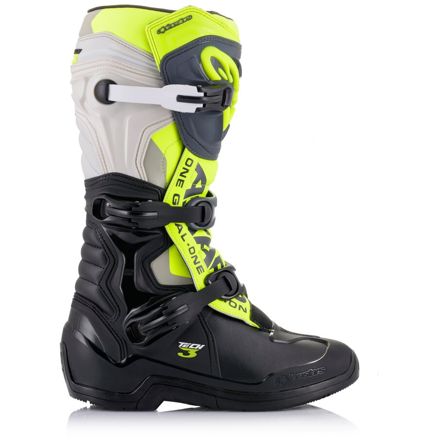 alpinestars tech-3 boots 9 alpinestars tech-3 boots