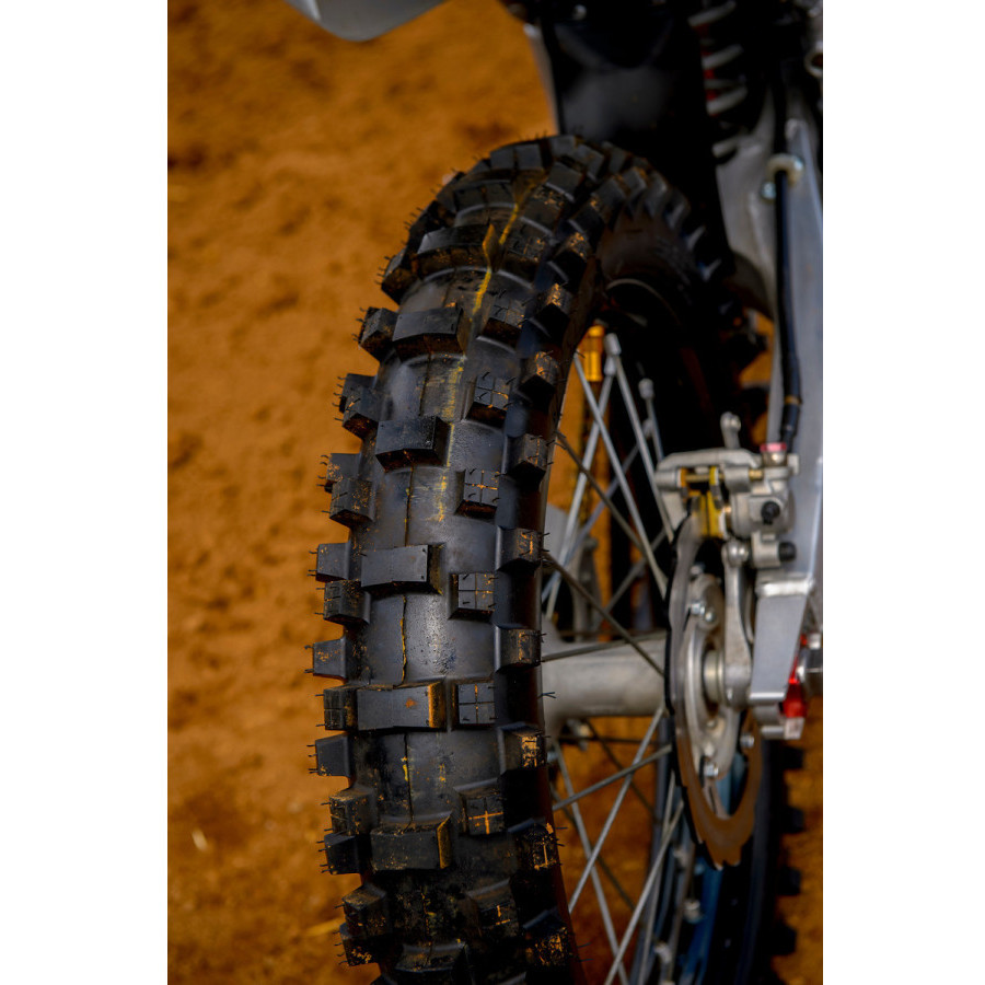 artrax sx2 soft terrain rear tire
