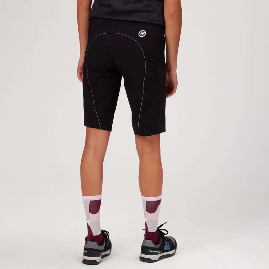 assos trail cargo short - women's