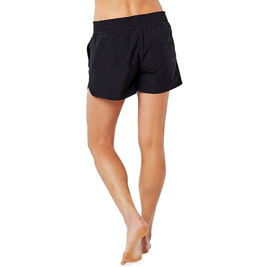 carve designs bali short - women's