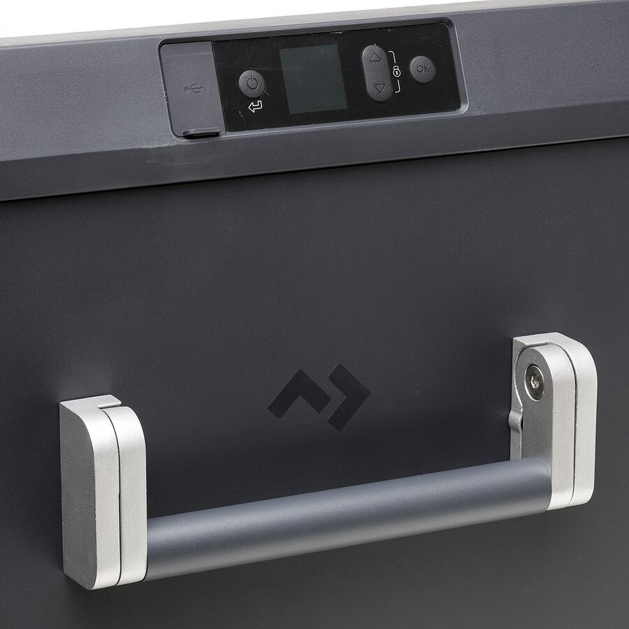 dometic cfx3 100 powered cooler