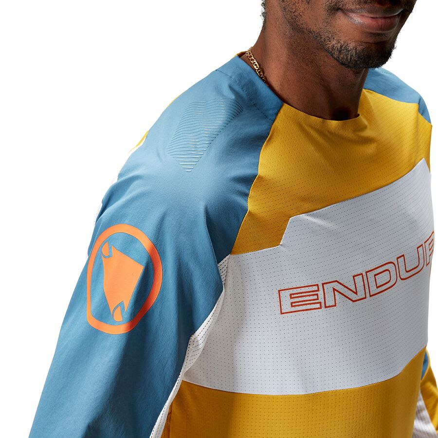 endura mt500 burner lite long-sleeve jersey - men's 12 endura mt500 burner lite long-sleeve jersey - men's