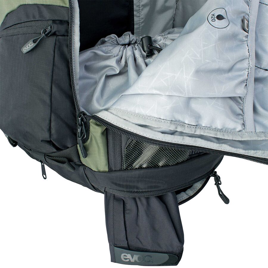 evoc fr tour e-ride protector 20l backpack 10 evoc fr tour e-ride protector 20l backpack