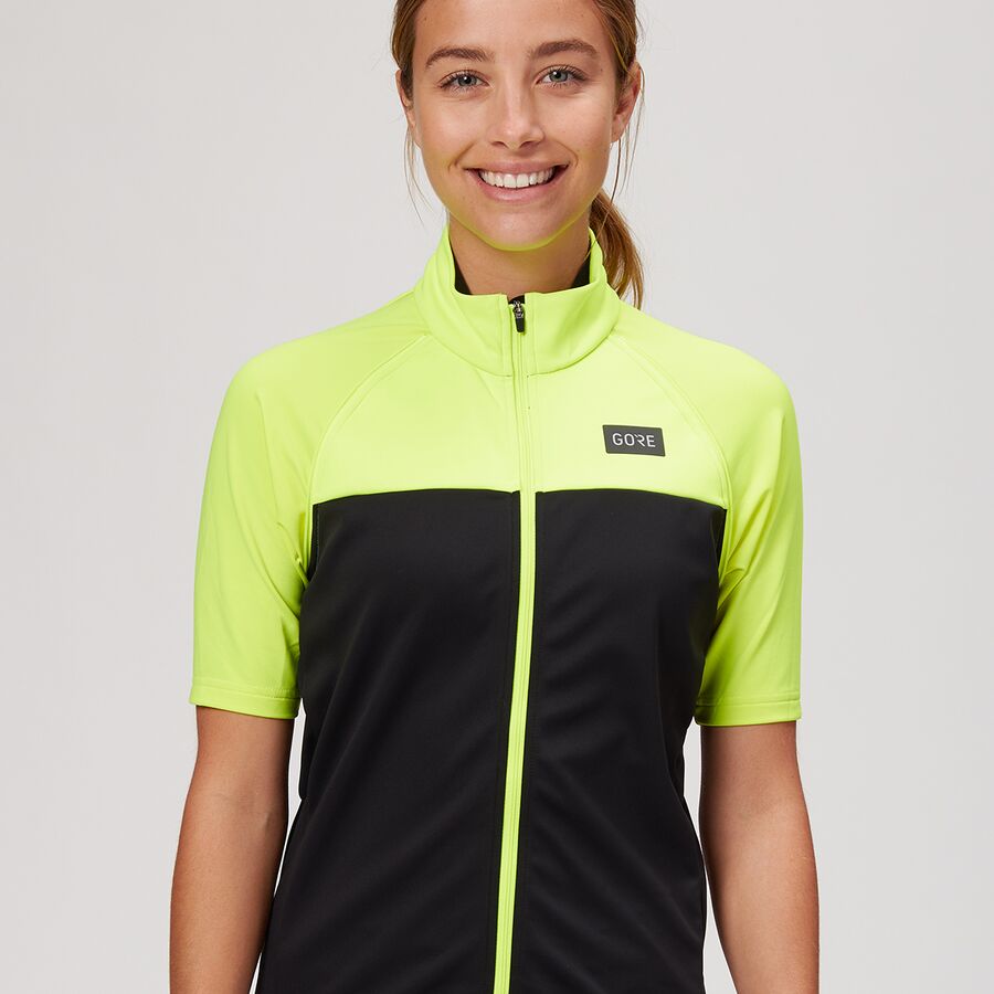 gorewear phantom cycling jacket - women's 15 gorewear phantom cycling jacket - women's